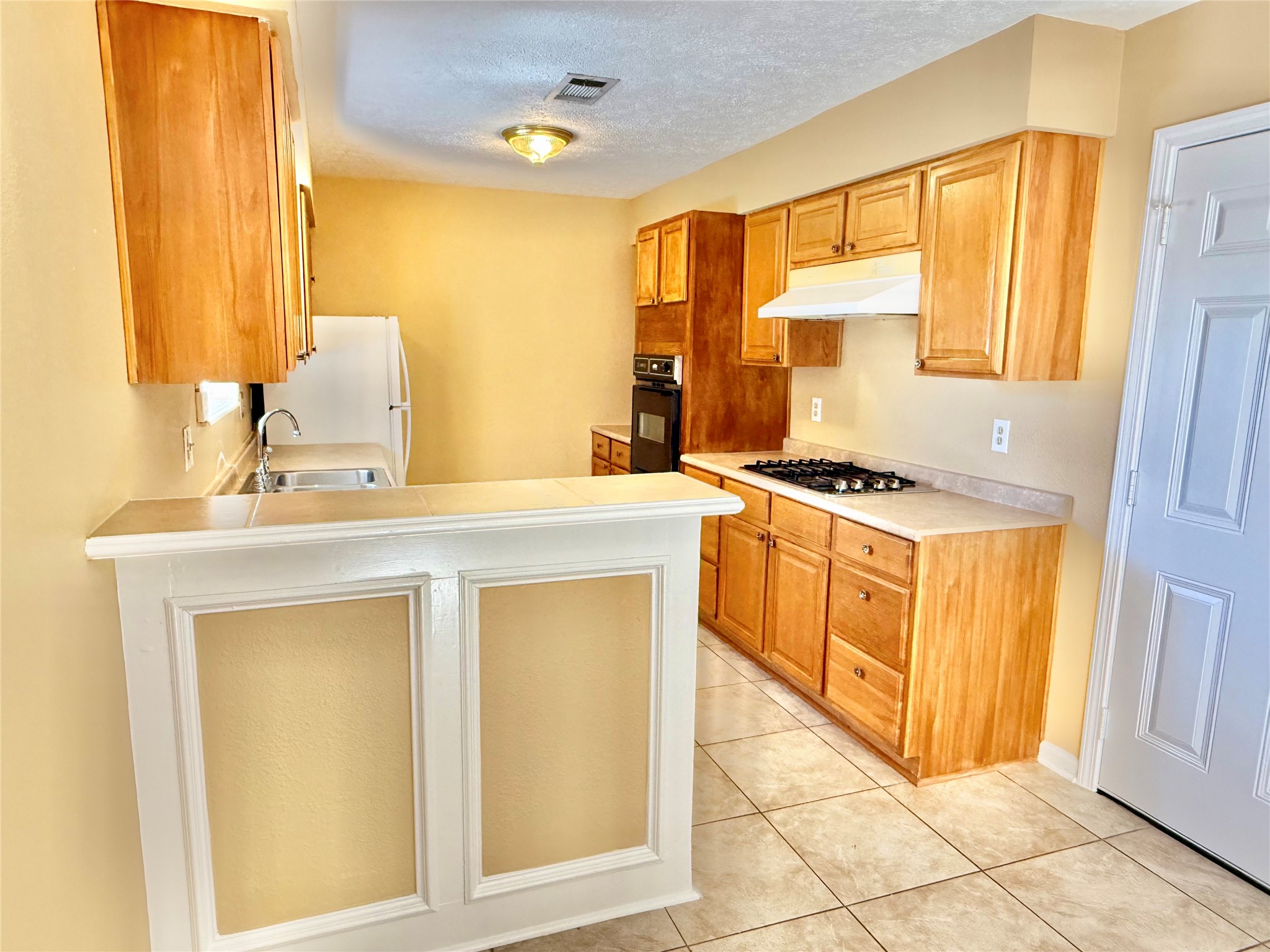 1809 Capri Lane Seabrook, TX 77586 - Photo 11 of 23