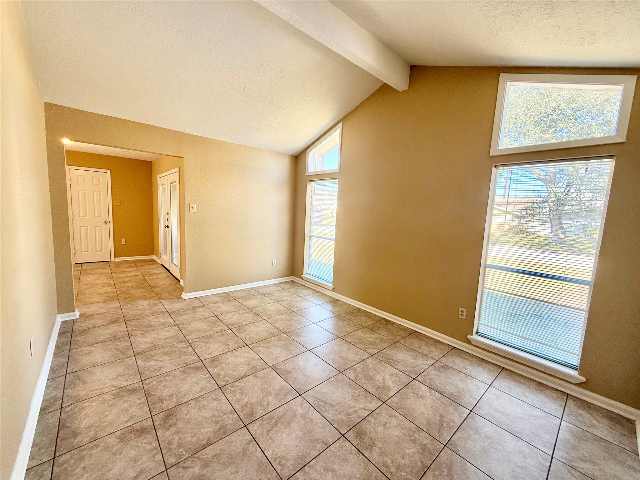 1809 Capri Lane Seabrook, TX 77586 - Photo 5 of 23