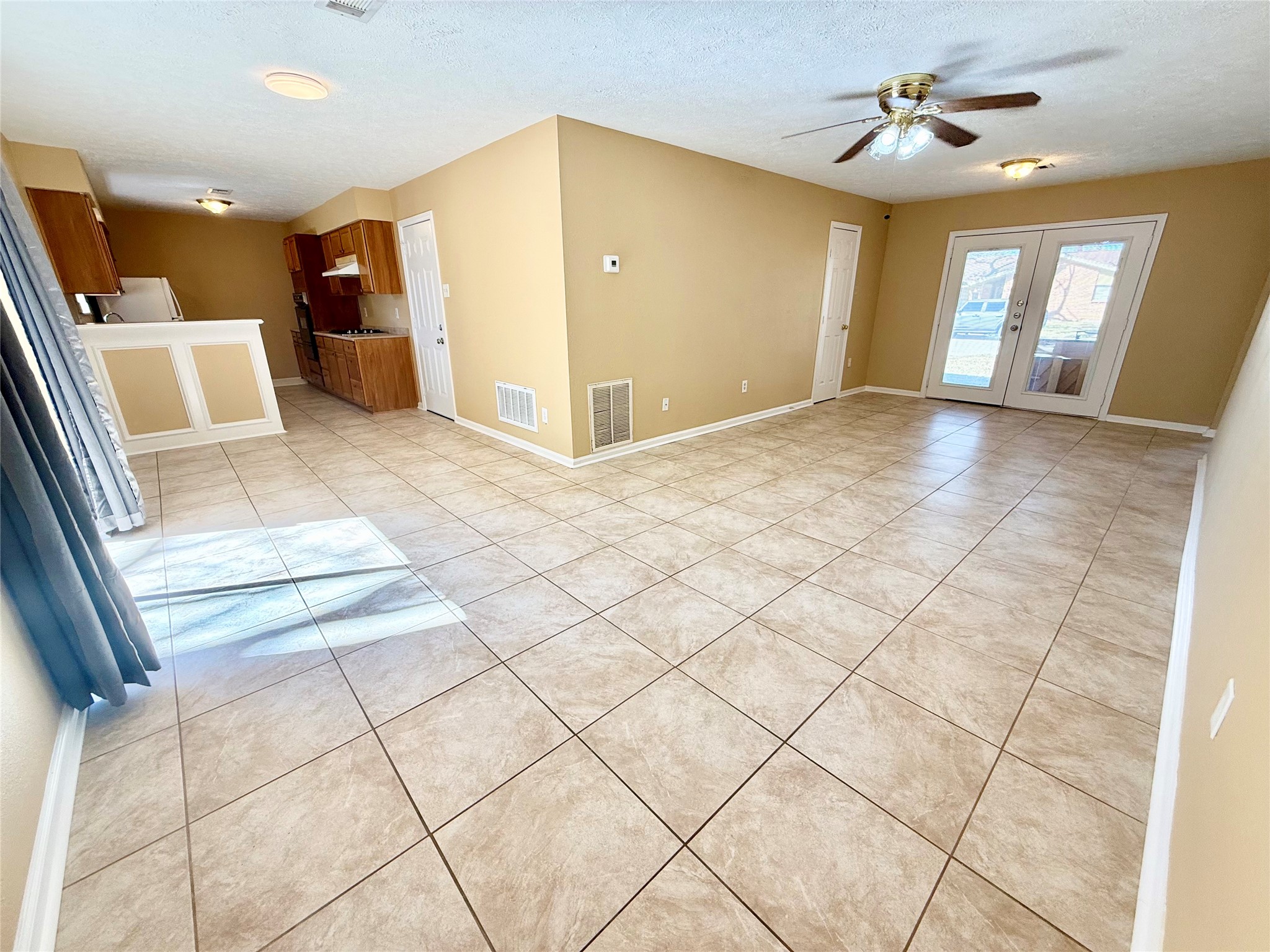 1809 Capri Lane Seabrook, TX 77586 - Photo 8 of 23