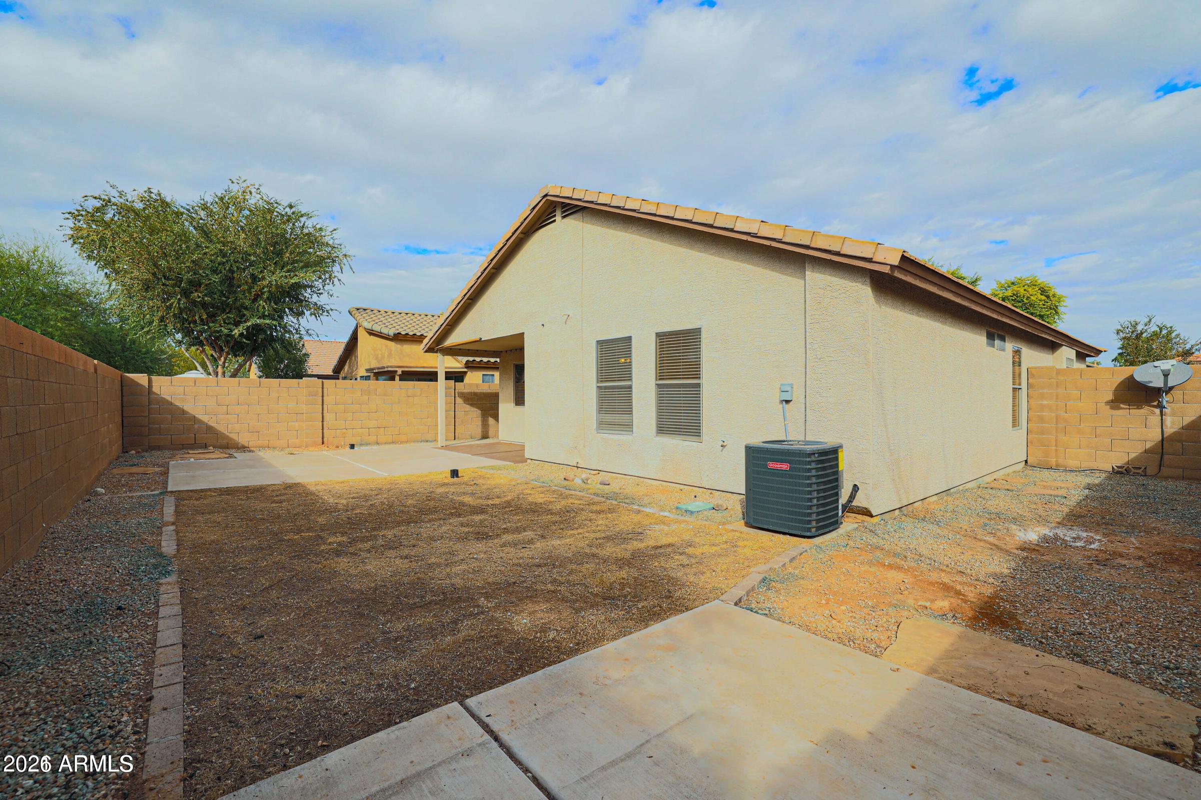 1693 East Milky Way Gilbert, AZ 85295 - Photo 29 of 30 20220717183349901513000000-o