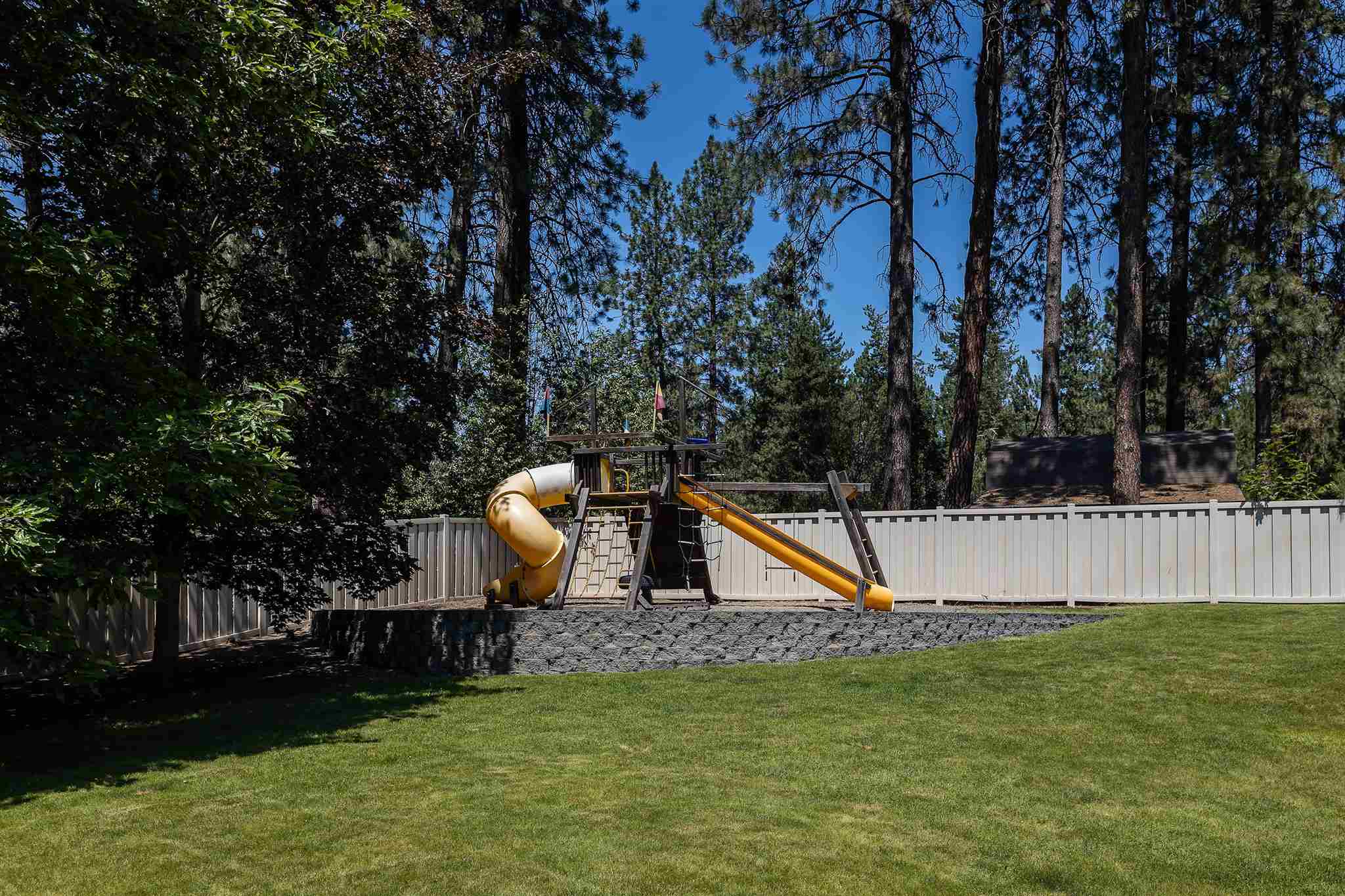 4503 East Lane Park Road Mead, WA 99021 - Photo 27 of 46