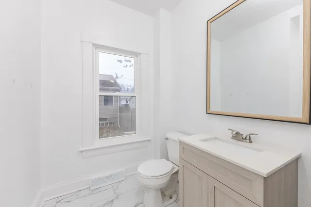 $195,000 | 220 West Bennett Street, Pontiac, IL 61764