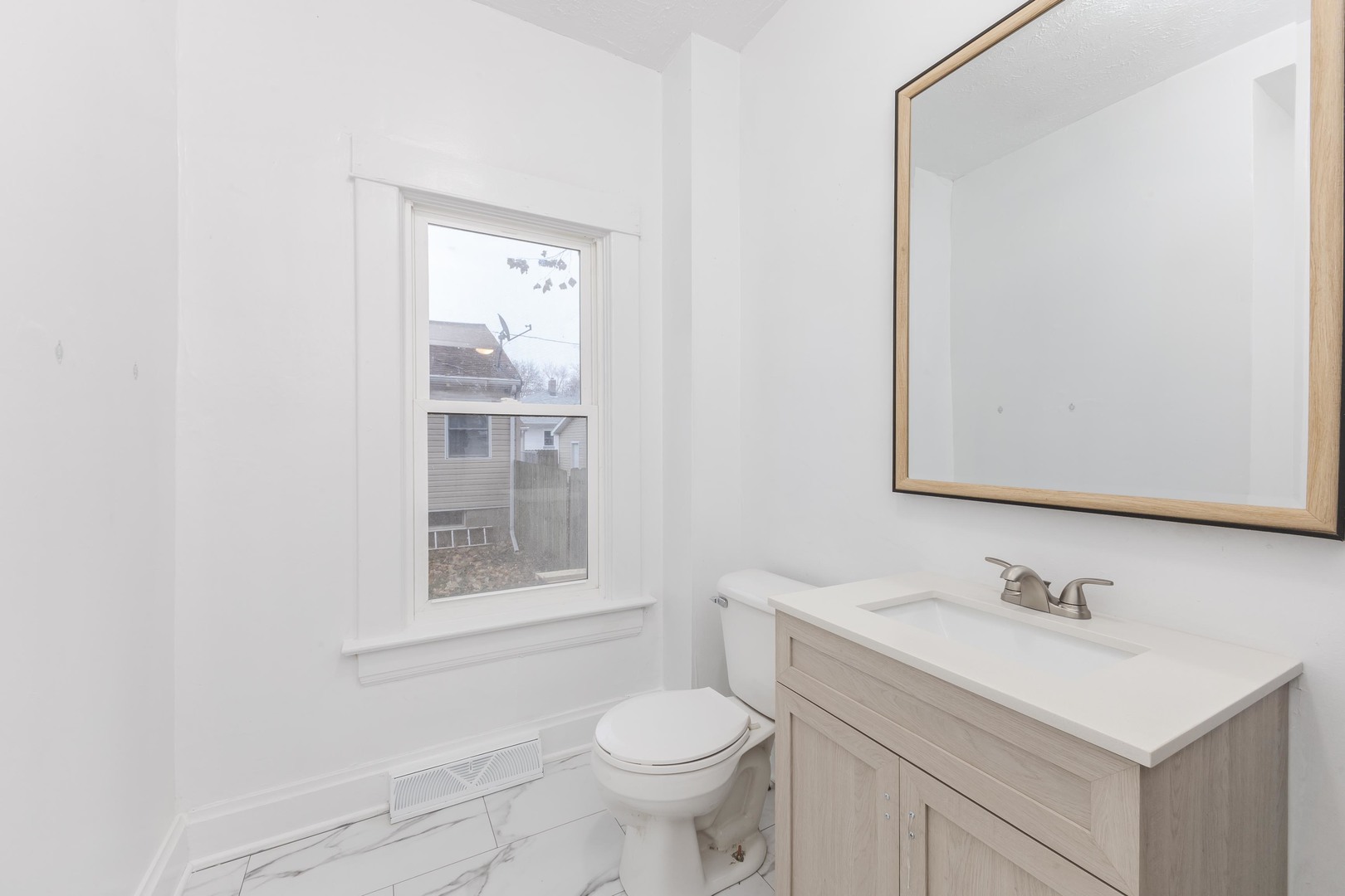 220 West Bennett Street Pontiac, IL 61764 - Photo 25 of 44