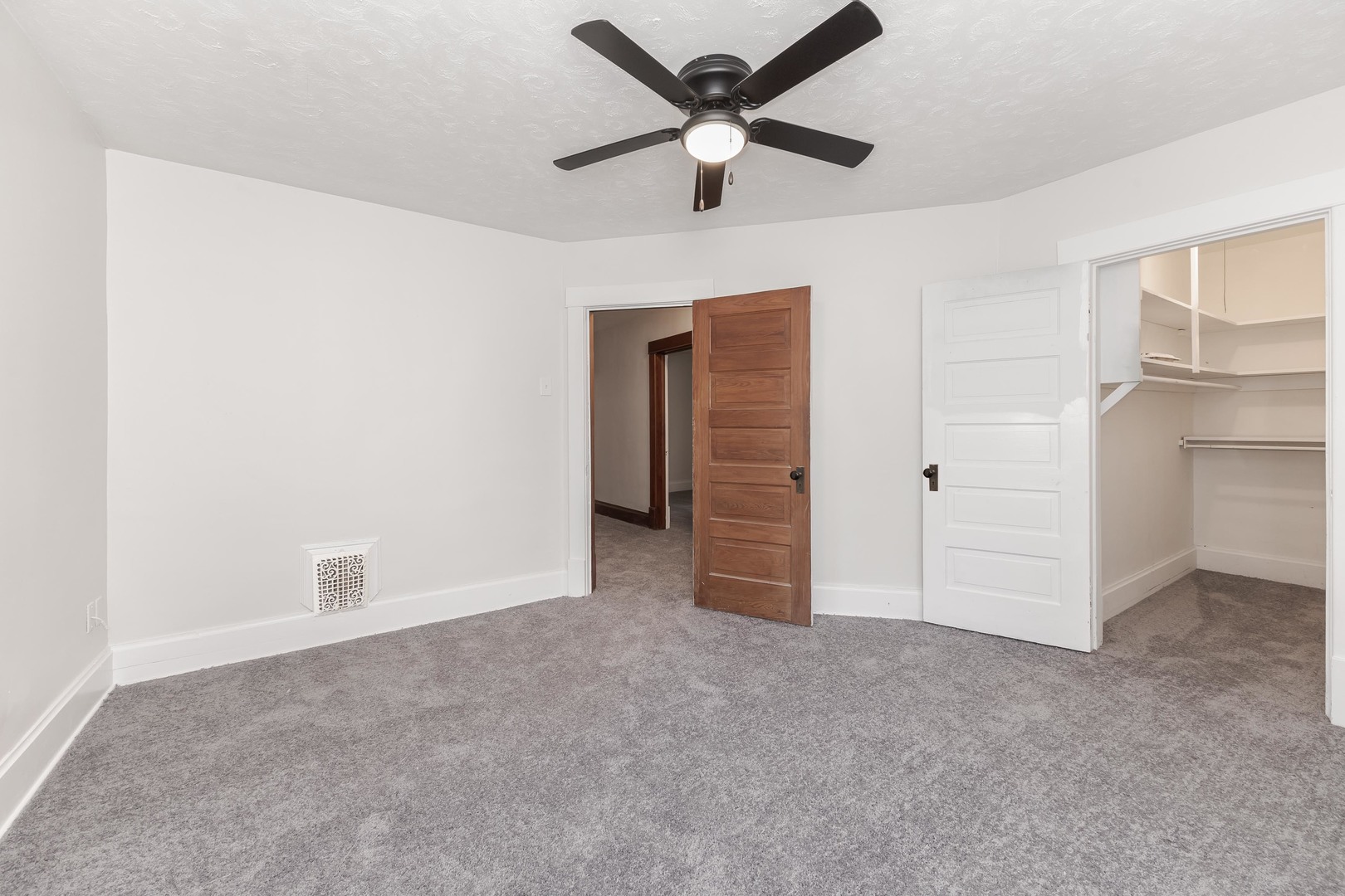 220 West Bennett Street Pontiac, IL 61764 - Photo 28 of 44