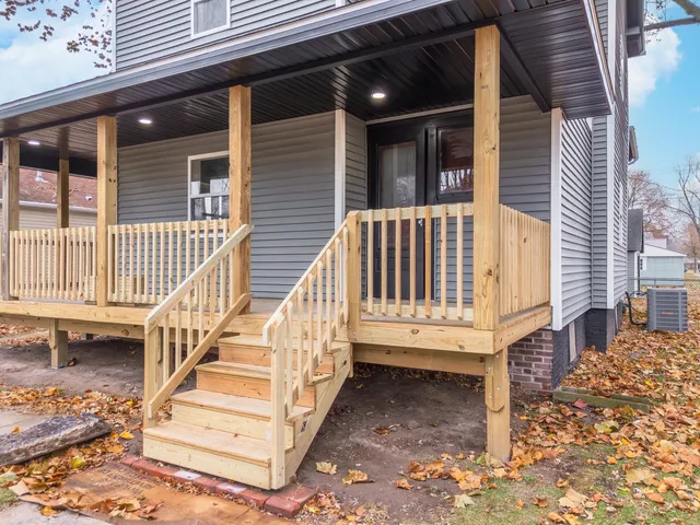 $195,000 | 220 West Bennett Street, Pontiac, IL 61764