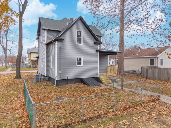 $174,900 | 220 West Bennett Street, Pontiac, IL 61764