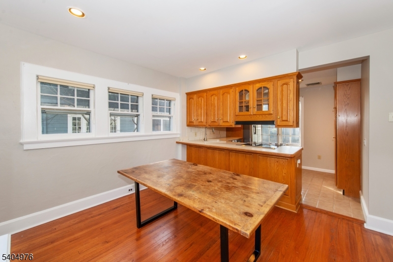 22 Carolin Road Montclair, NJ 07043 - Photo 13 of 50