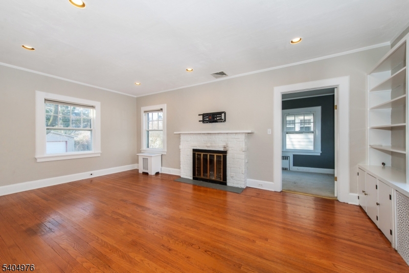 22 Carolin Road Montclair, NJ 07043 - Photo 7 of 50