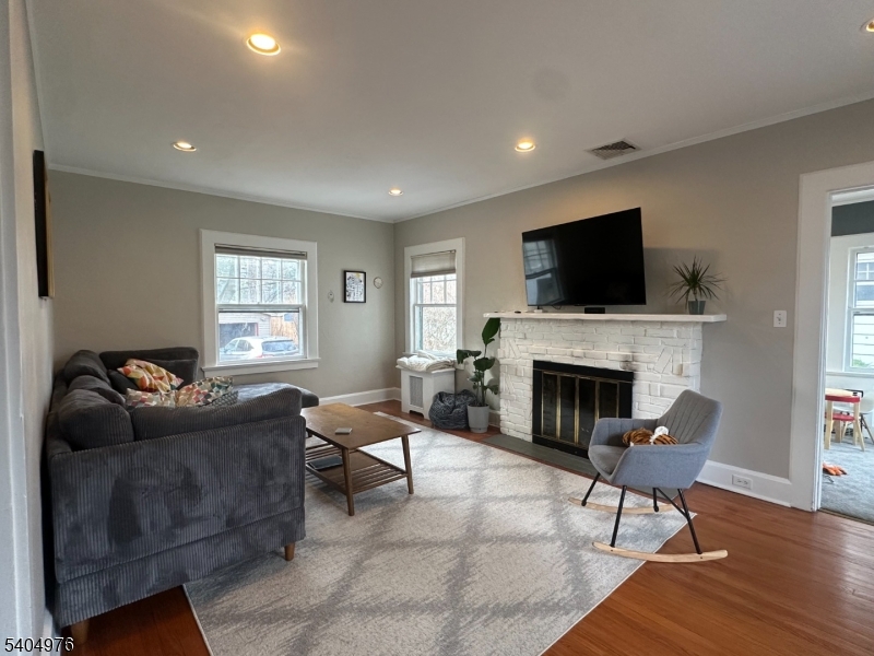 22 Carolin Road Montclair, NJ 07043 - Photo 8 of 50