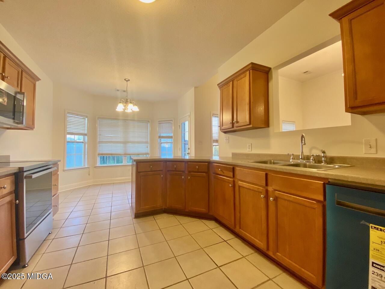 104 Manchester Lane Byron, GA 31008 - Photo 6 of 23 IMG_7751