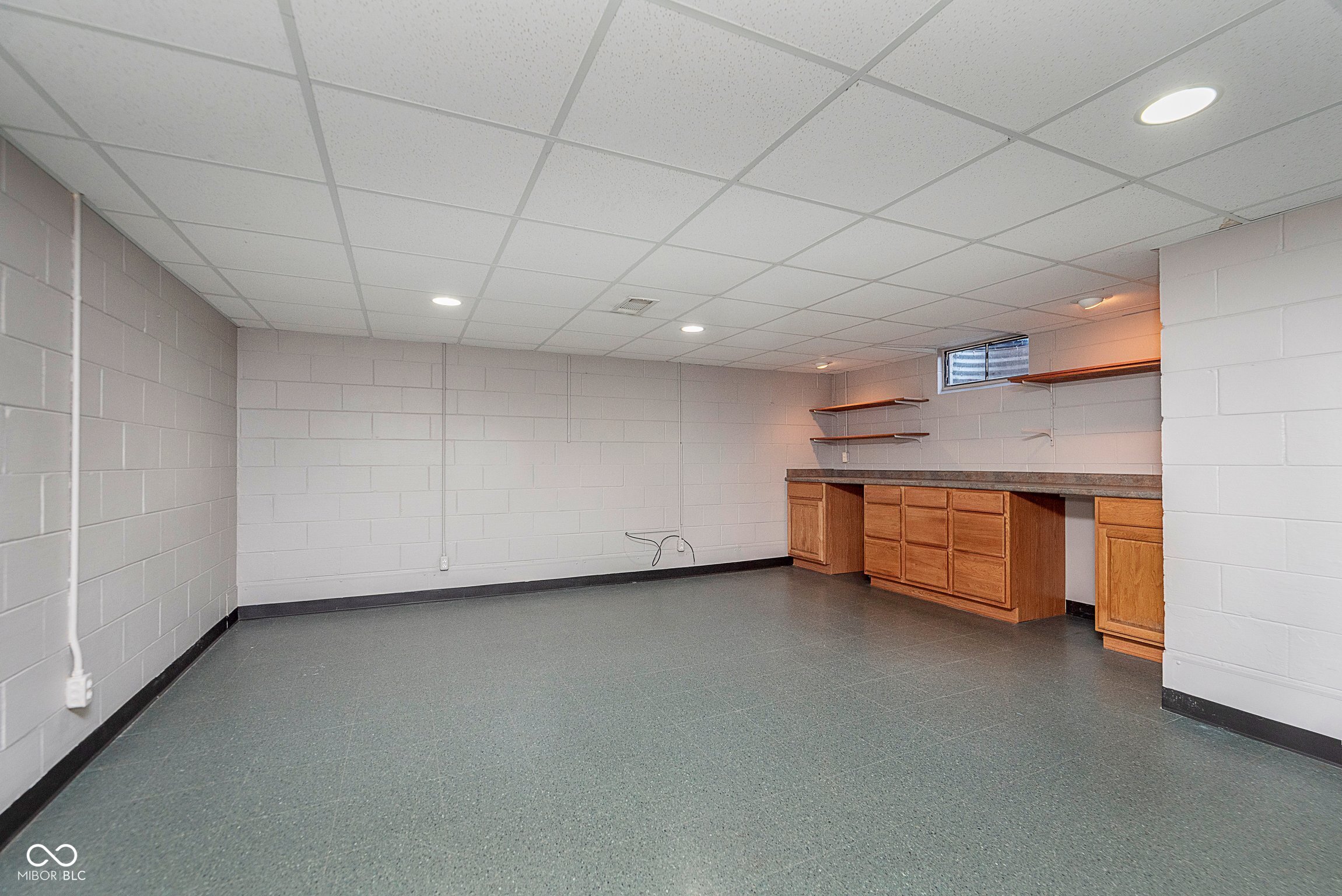 6407 Brokenhurst Road Indianapolis, IN 46220 - Photo 26 of 34 Gallery Image 26