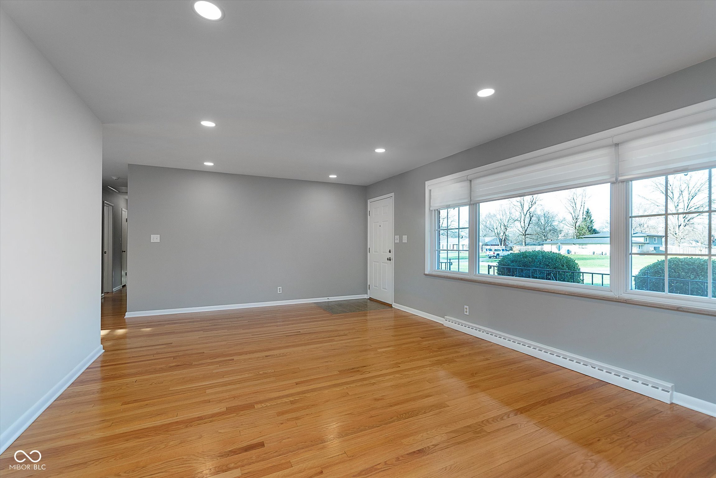 6407 Brokenhurst Road Indianapolis, IN 46220 - Photo 5 of 34 Gallery Image 5