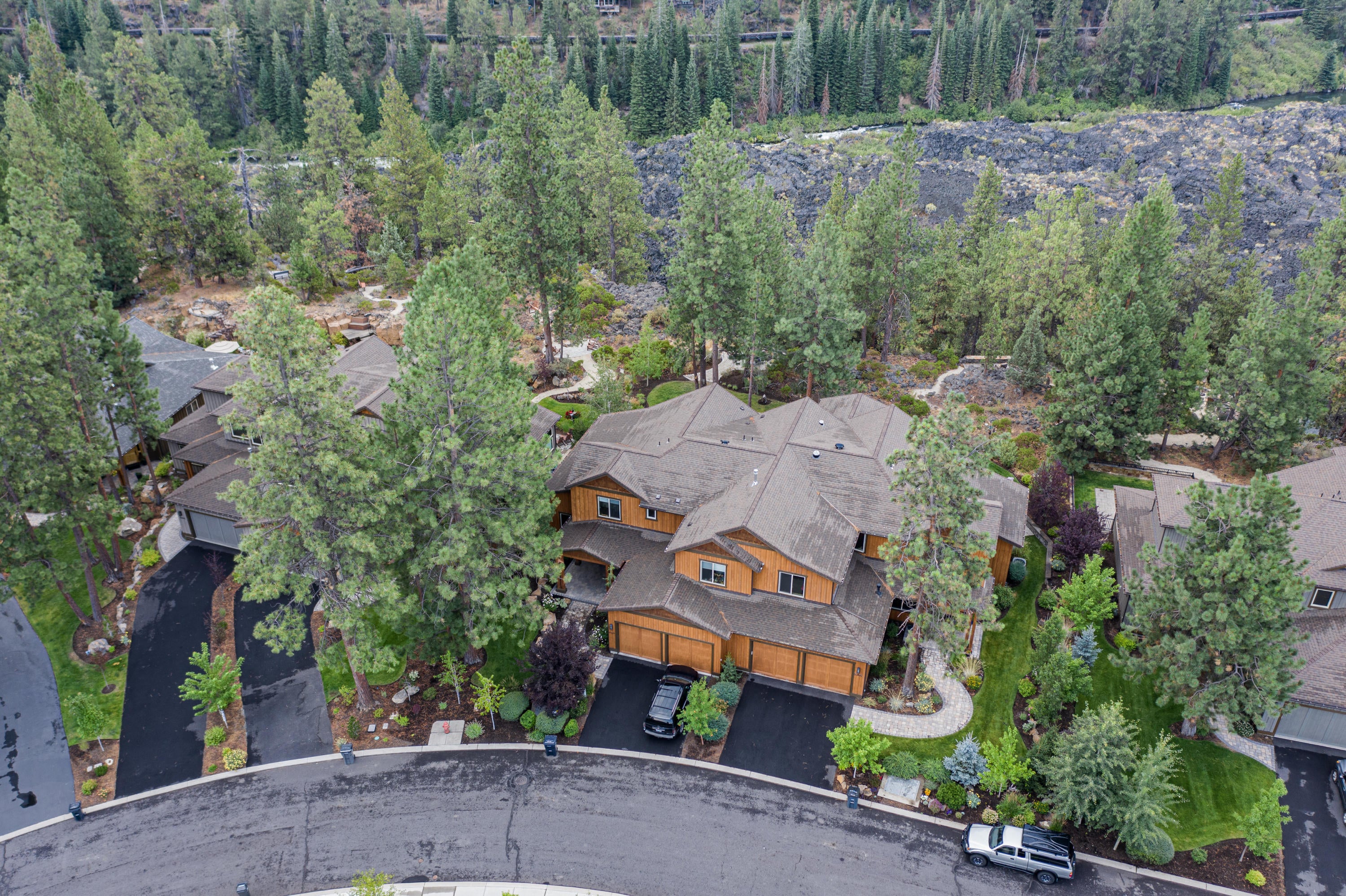 60444 Snap Shot Loop Bend, OR 97702 - Photo 38 of 38 Front aerial