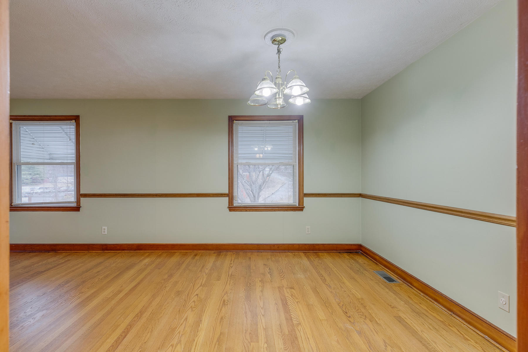 117 Lebanon Road Kingsport, TN 37663 - Photo 14 of 49 014