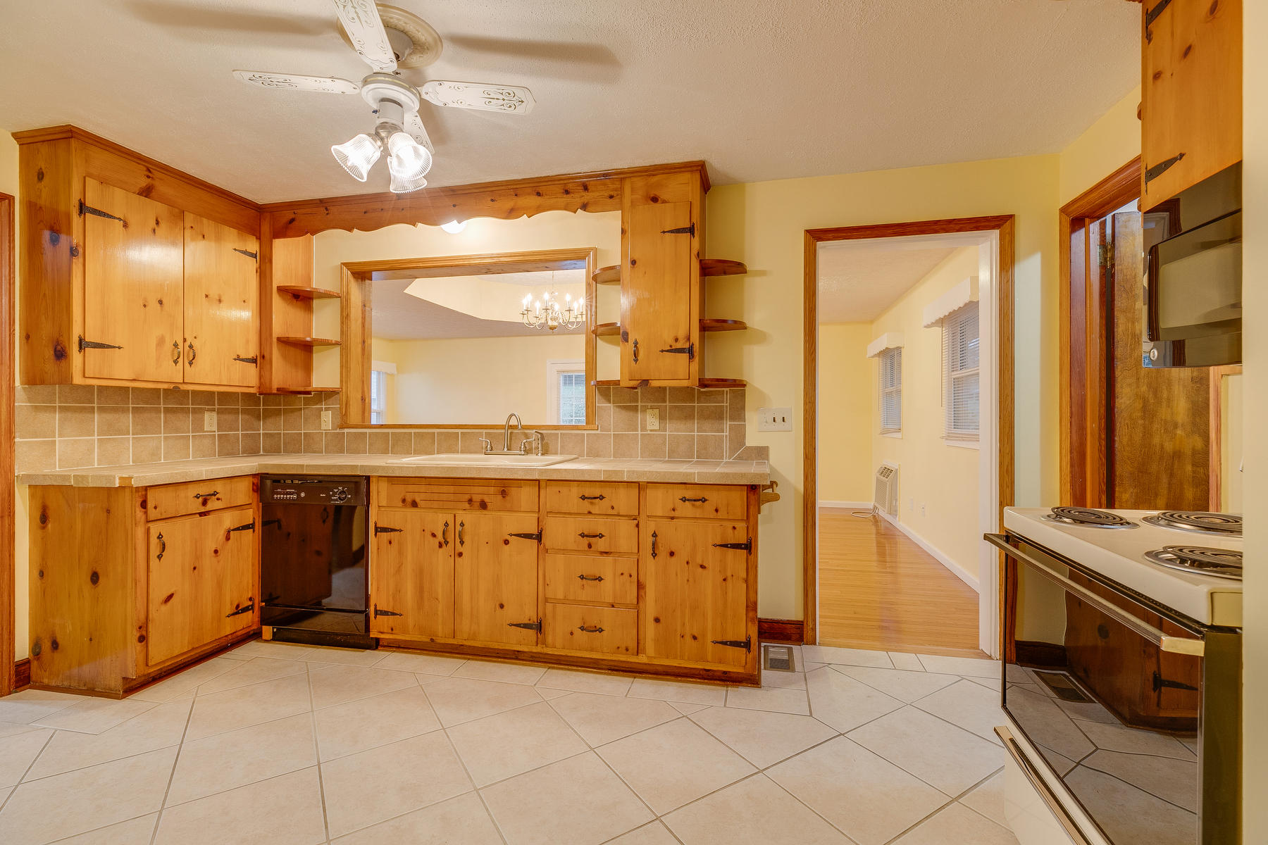 117 Lebanon Road Kingsport, TN 37663 - Photo 17 of 49 017