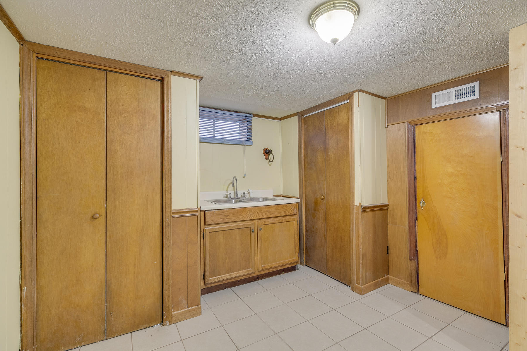117 Lebanon Road Kingsport, TN 37663 - Photo 38 of 49 038
