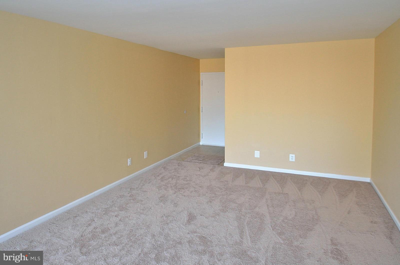 5033 7th Road South, Unit 101 Arlington, VA 22204 - Photo 8 of 13 a view of an empty room