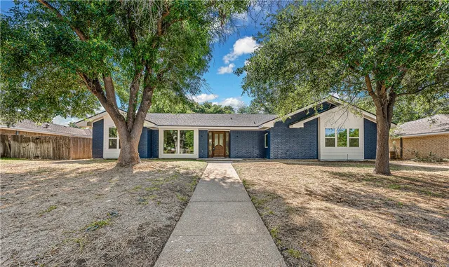 $600,000 | 5001 Lake Arrowhead Drive, Waco, TX 76710