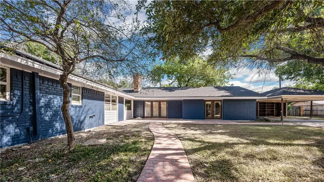 $600,000 | 5001 Lake Arrowhead Drive, Waco, TX 76710