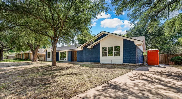 $600,000 | 5001 Lake Arrowhead Drive, Waco, TX 76710