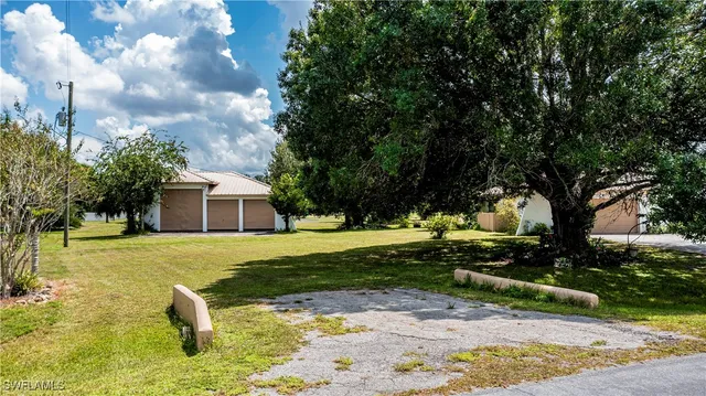 $460,000 | 1038 Seminole Circle, Moore Haven, FL 33471