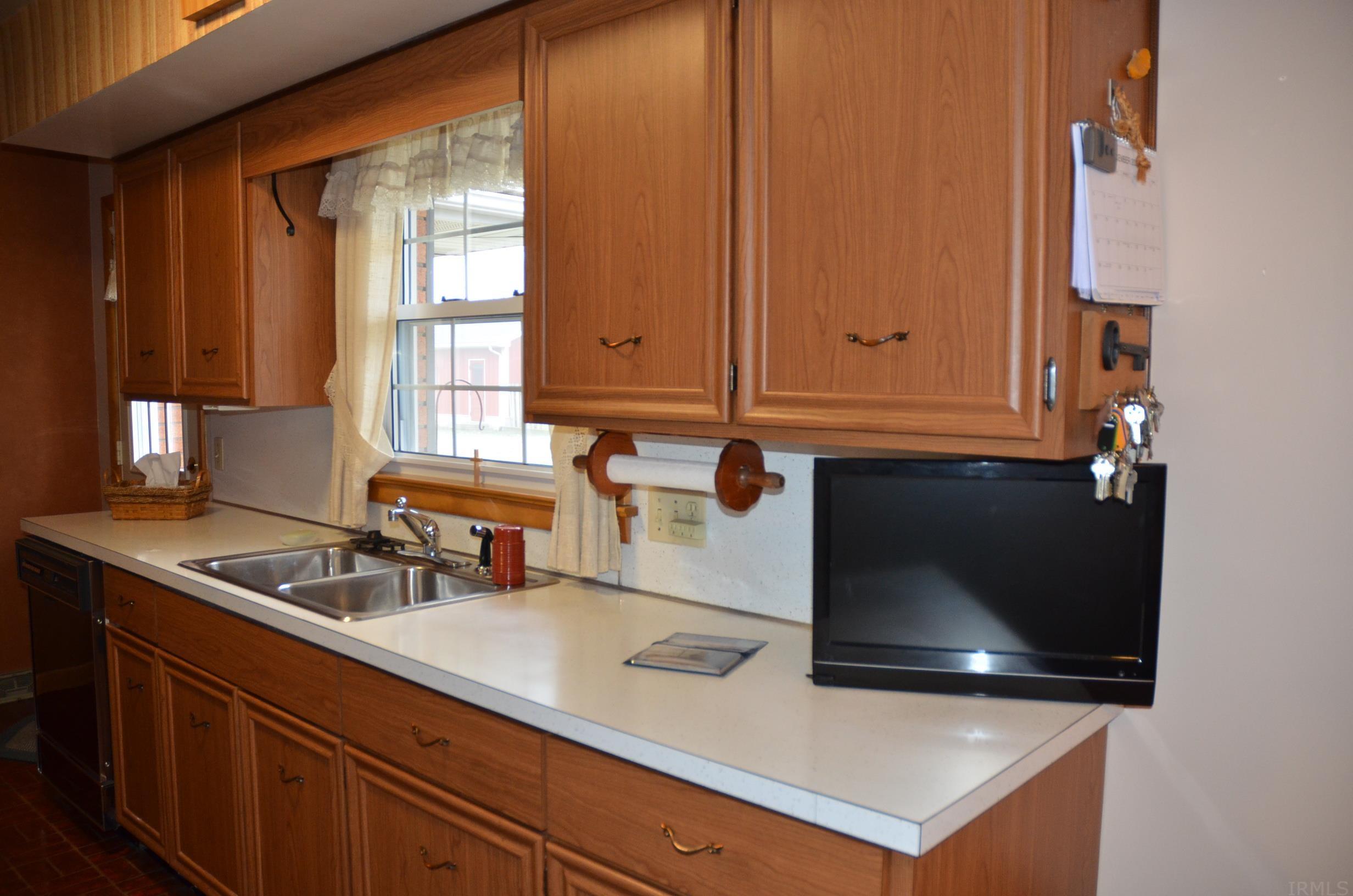 1339 West Ackerman Road Jasper, IN 47546 - Photo 9 of 18