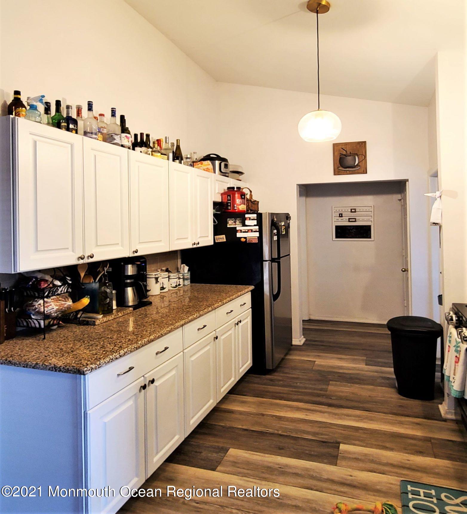 1009 Inland Road Forked River, NJ 08731 - Photo 4 of 9 Kitchen