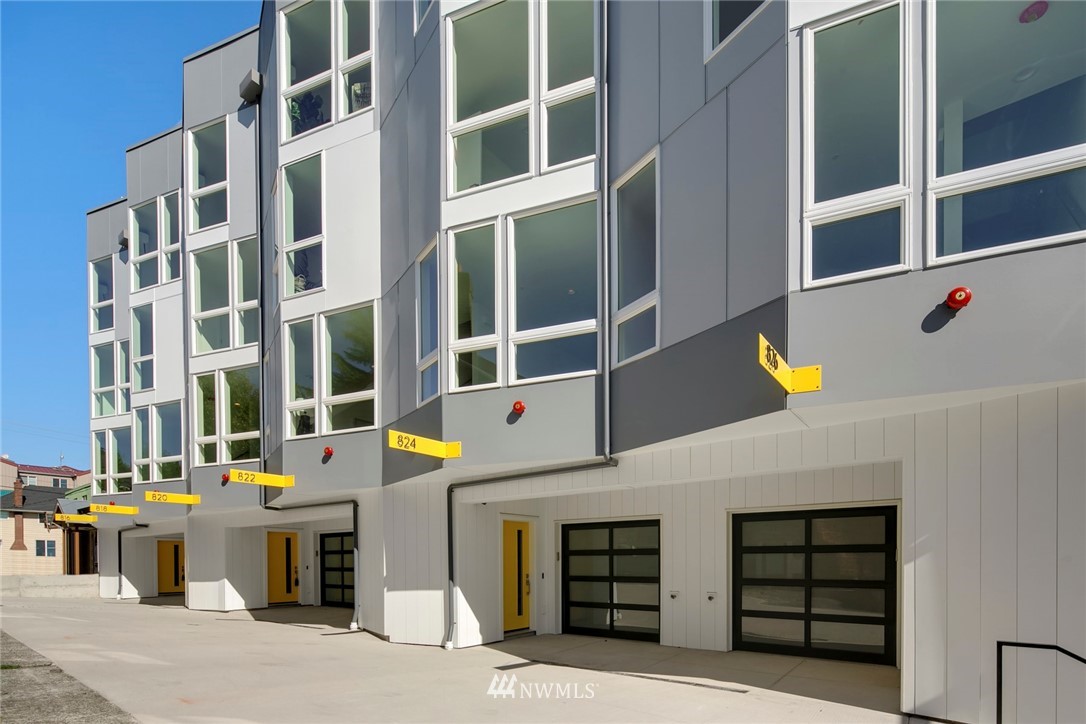 822 North 47th Street Seattle, WA 98103 - Photo 2 of 23 Gallery Image 2