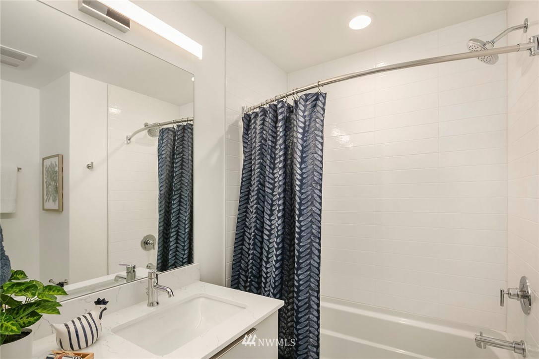 822 North 47th Street Seattle, WA 98103 - Photo 22 of 23 Gallery Image 22
