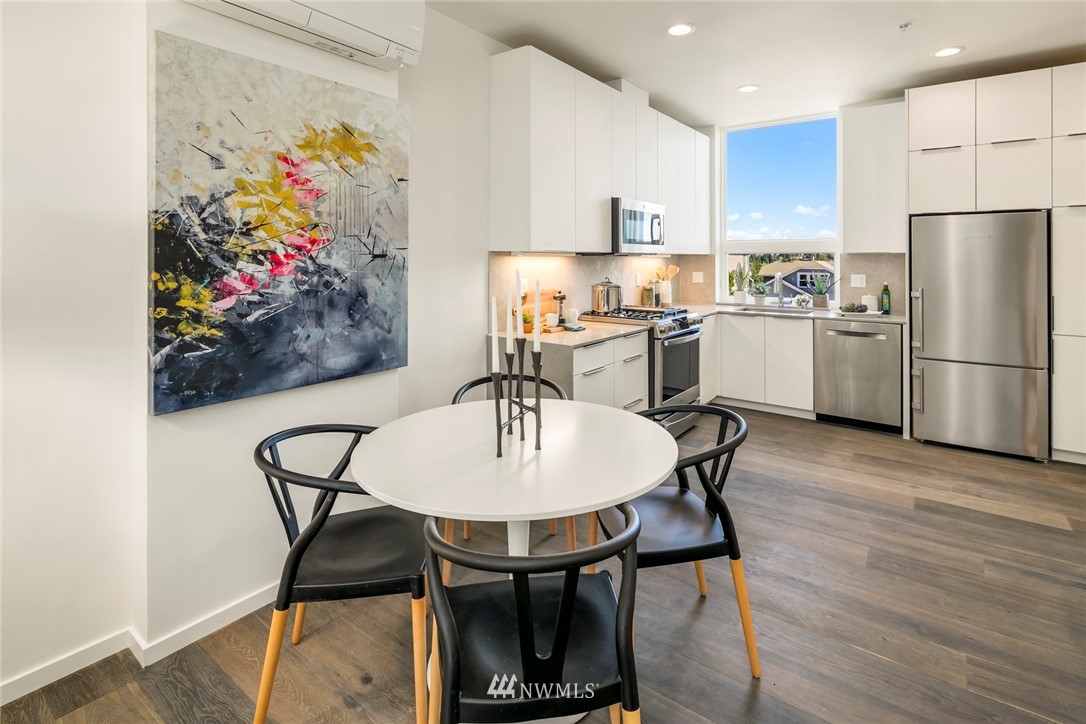822 North 47th Street Seattle, WA 98103 - Photo 6 of 23 Gallery Image 6
