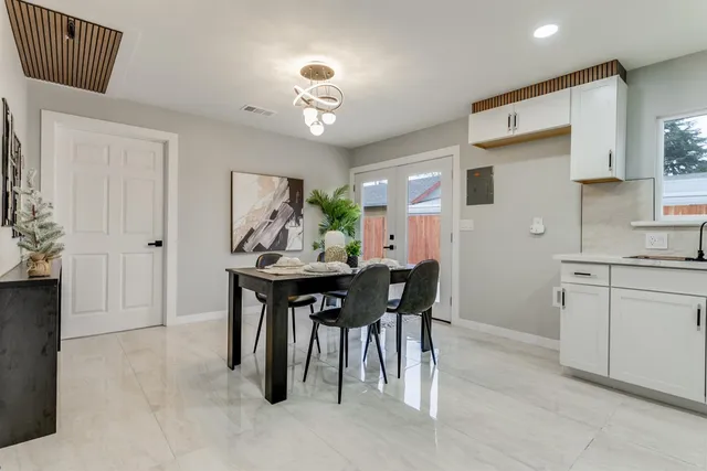 $539,900 | 136 North Acacia Avenue, Ripon, CA 95366