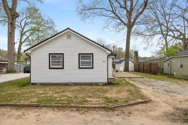 $209,000 | 735 Bright Water Drive, Coldwater, MI 49036