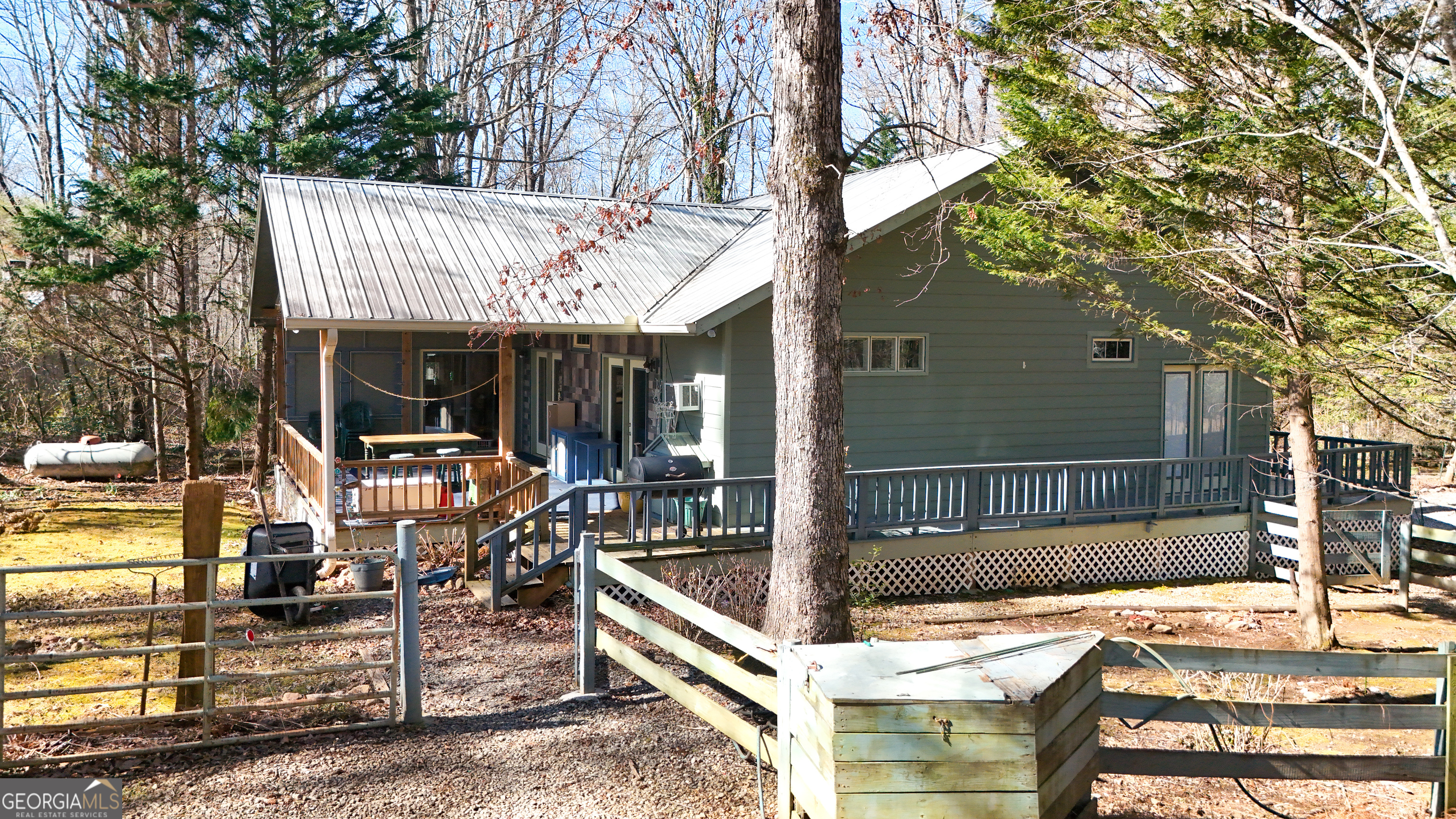 33 McNabb Road Clarkesville, GA 30523 - Photo 38 of 44