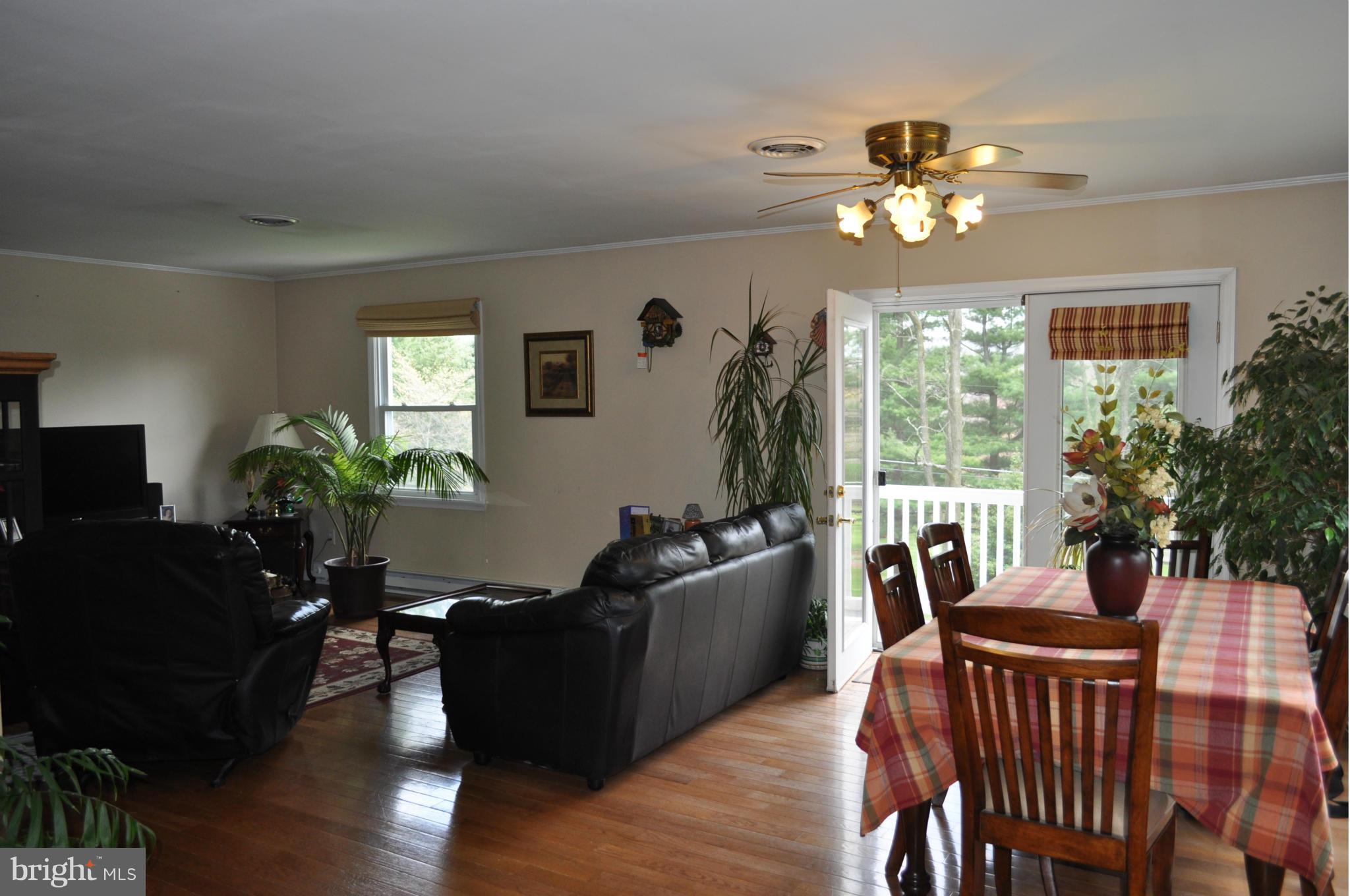 13810 John Kline Road Smithsburg, MD 21783 - Photo 11 of 30 Dining Room