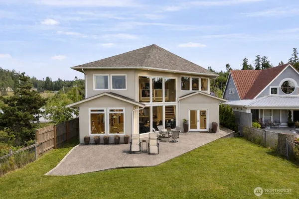 $2,100,000 | 8668 Northeast Point Road, Unit POINT, Hansville, WA 98340