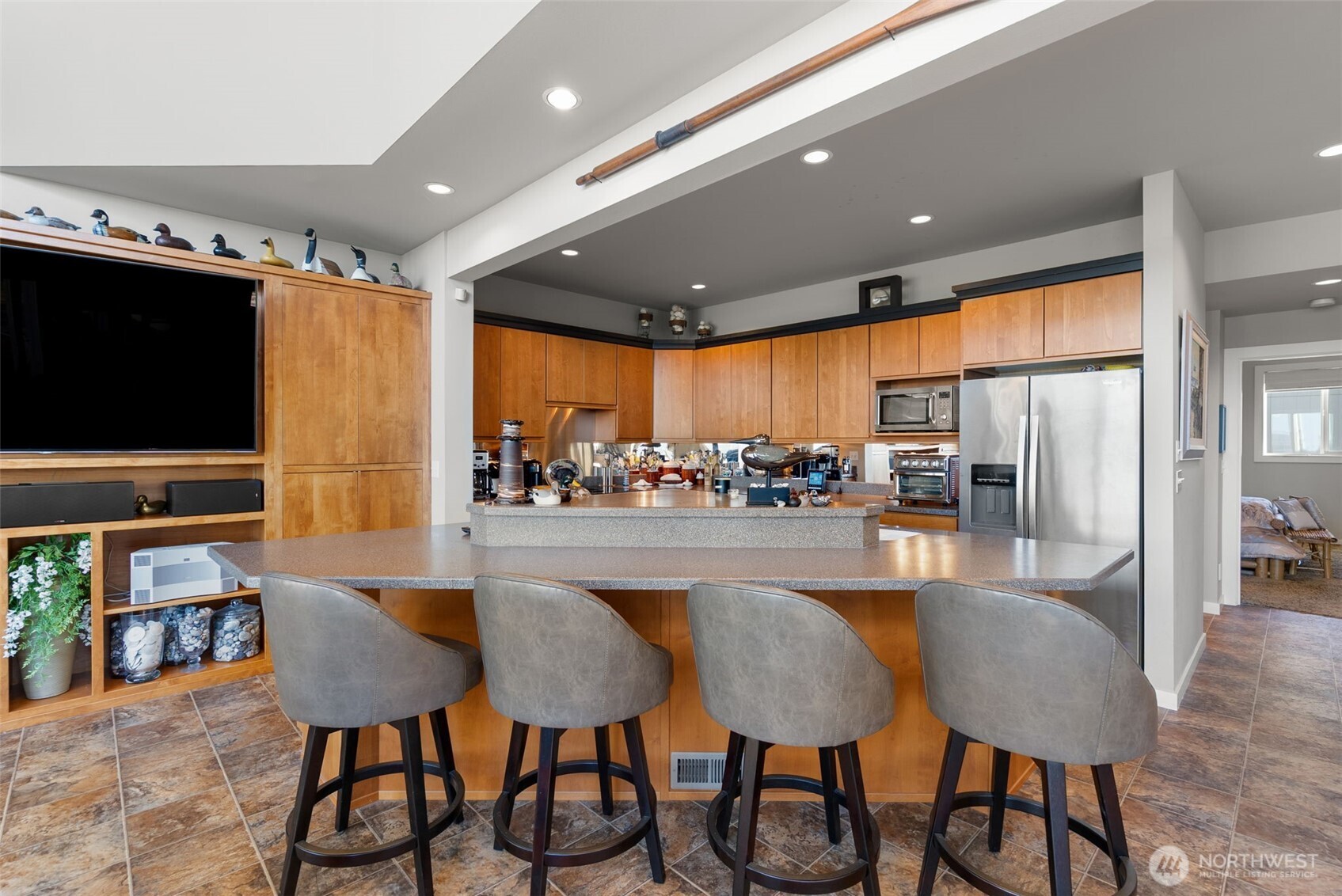 8668 Northeast Point Road, Unit POINT Hansville, WA 98340 - Photo 9 of 40