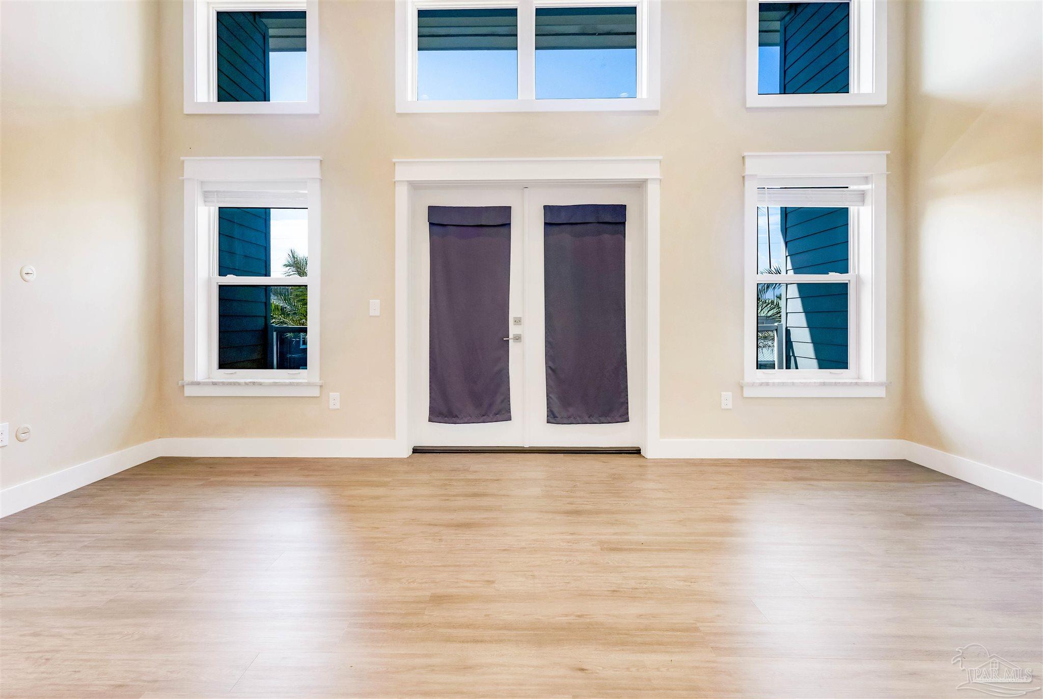 340 Bluefish Drive, Unit 206 Fort Walton Beach, FL 32548 - Photo 25 of 43 a view of an entryway of house