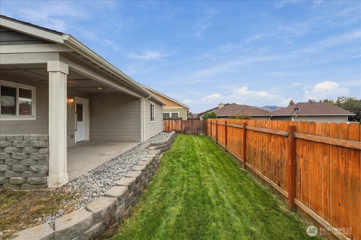 405 Ridgewood Drive Manson, WA 98831 - Photo 5 of 34 Gallery Image 5