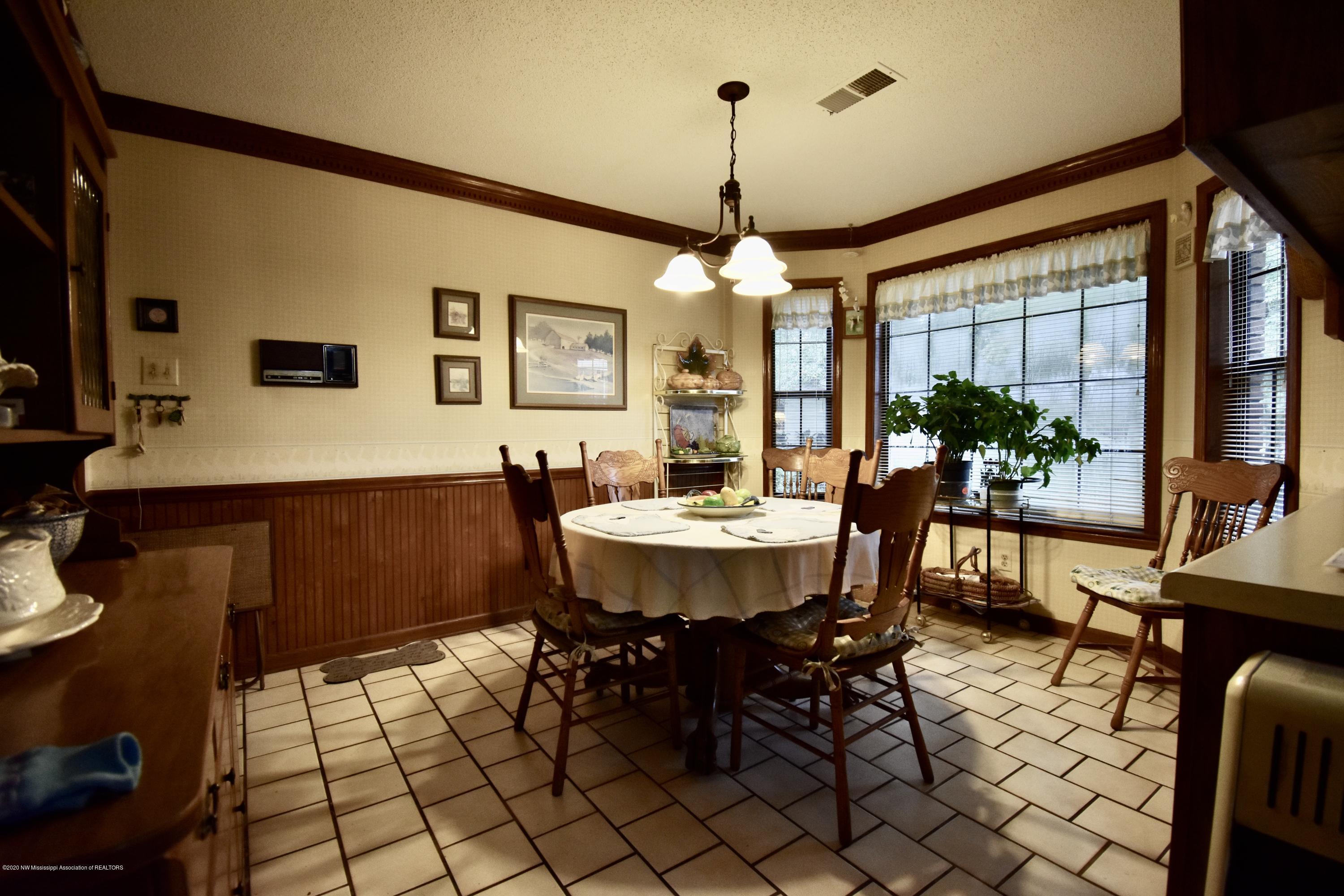 367 Mt Pleasant Road Red Banks, MS 38661 - Photo 10 of 24 Breakfast Room