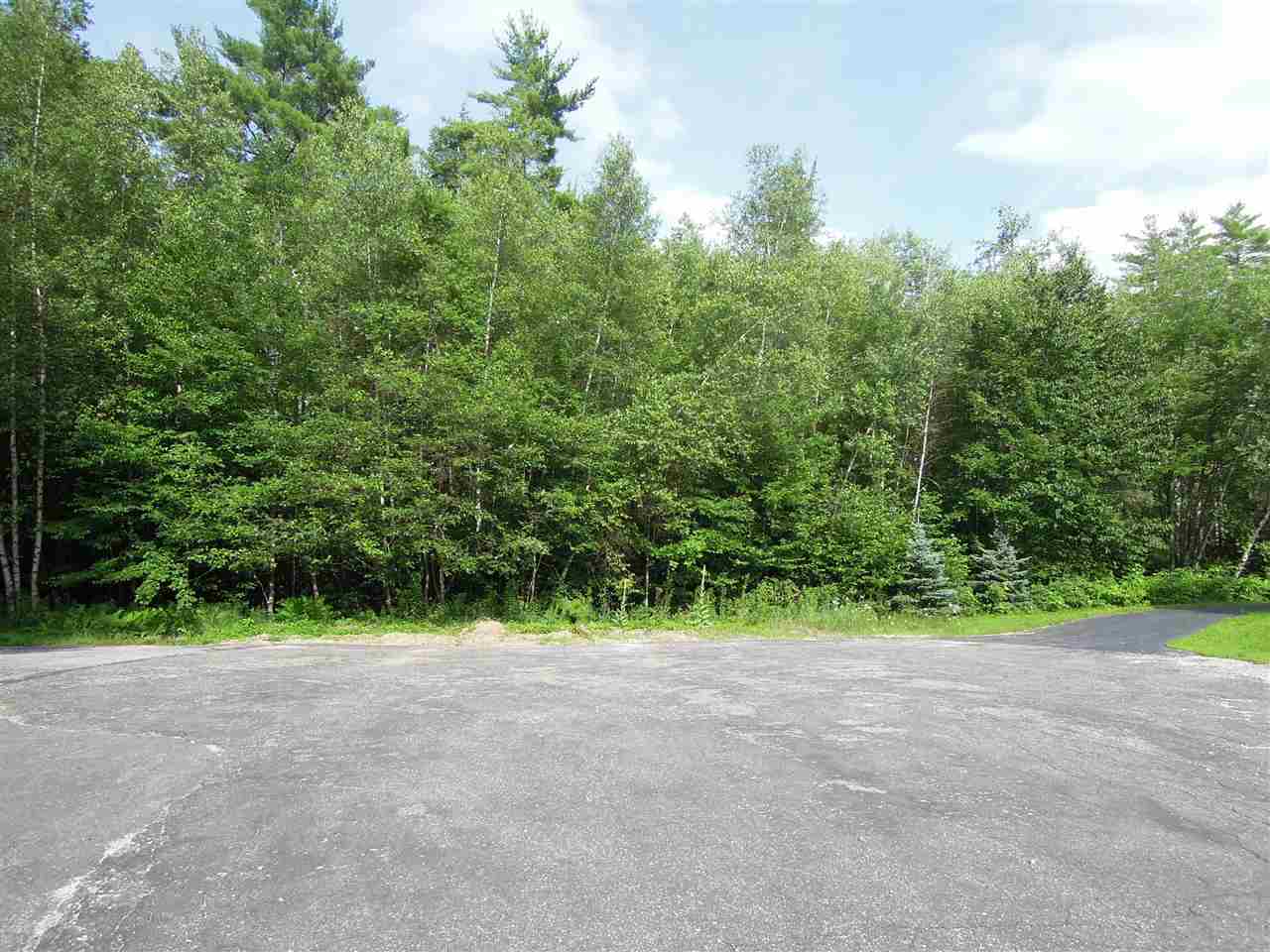 16 Goboro Road, Unit 16 Epsom, NH 03234 - Photo 14 of 34