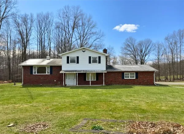 $399,900 | 347 Mc Clelland Road, Mercer, PA 16137