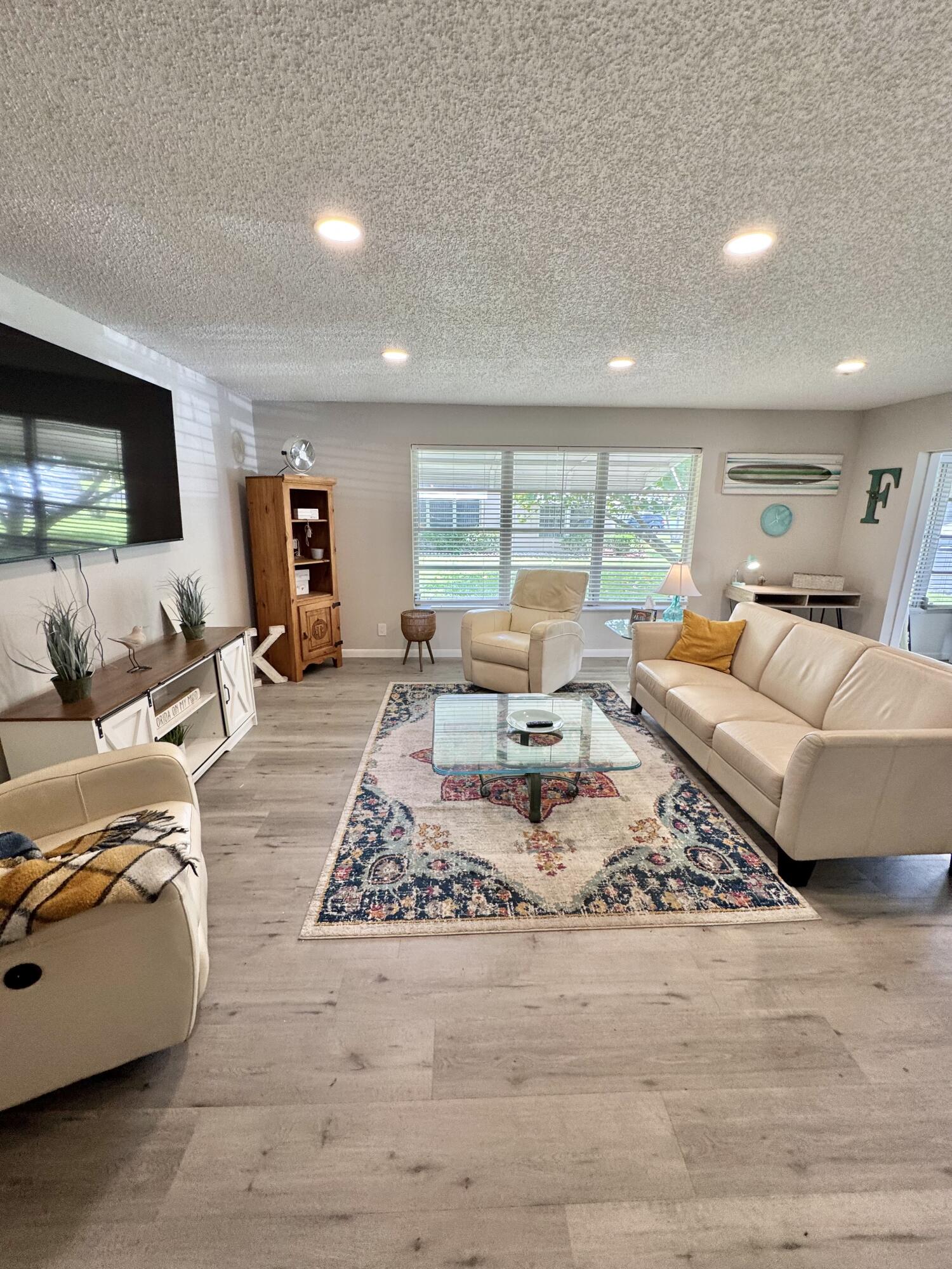 1342 High Point Way Southeast, Unit D Delray Beach, FL 33445 - Photo 2 of 26 IMG_5572
