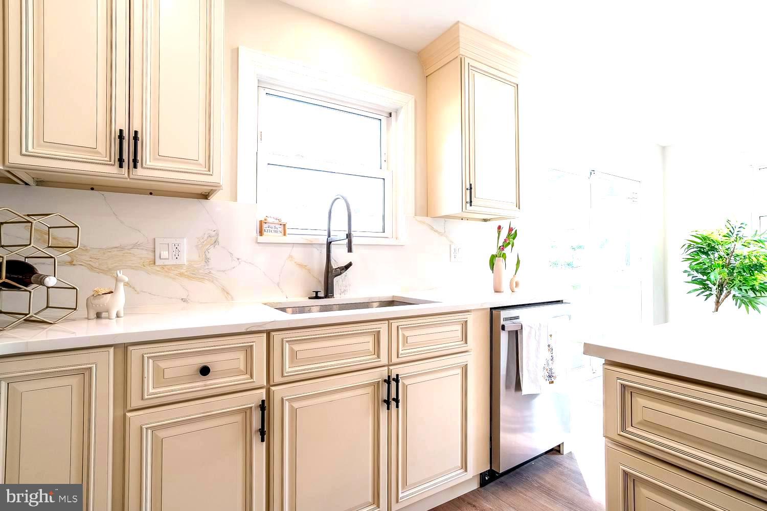 1009 Edgemoor Road Cherry Hill, NJ 08034 - Photo 19 of 49