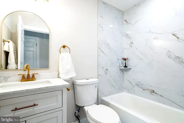 $629,900 | 1009 Edgemoor Road, Cherry Hill, NJ 08034