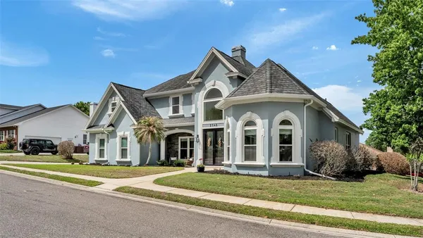 $785,000 | 2542 Crews Lake Hills Loop South, Lakeland, FL 33813