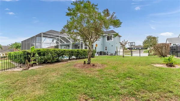 $785,000 | 2542 Crews Lake Hills Loop South, Lakeland, FL 33813