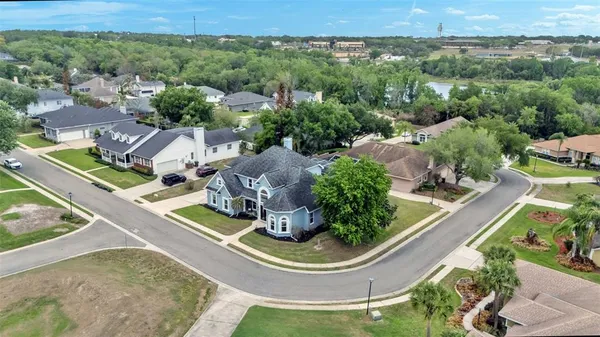 $785,000 | 2542 Crews Lake Hills Loop South, Lakeland, FL 33813