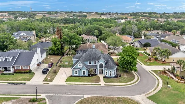 $785,000 | 2542 Crews Lake Hills Loop South, Lakeland, FL 33813