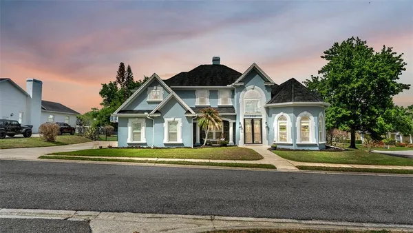 $785,000 | 2542 Crews Lake Hills Loop South, Lakeland, FL 33813