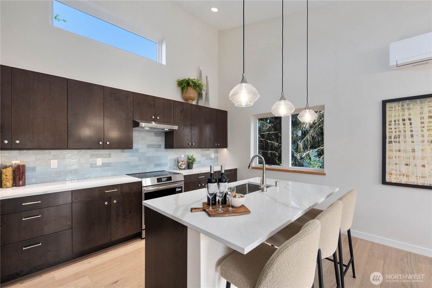 8625 30th Avenue Southwest Seattle, WA 98126 - Photo 13 of 40